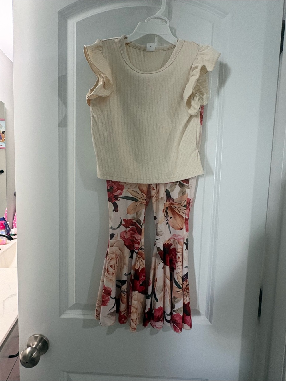 SHEIN Cream Ruffle-Sleeve Top with Floral Bell-Bottom Pants